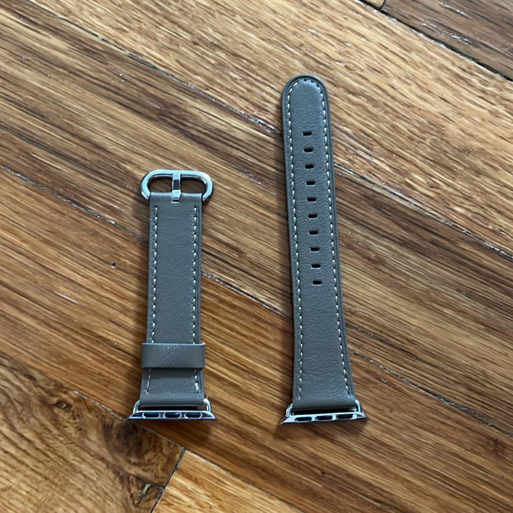 Beige leather Apple Watch band! Brand new and never used!